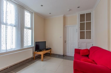 Mackintosh Place, Cathays, Cardiff - Image 3